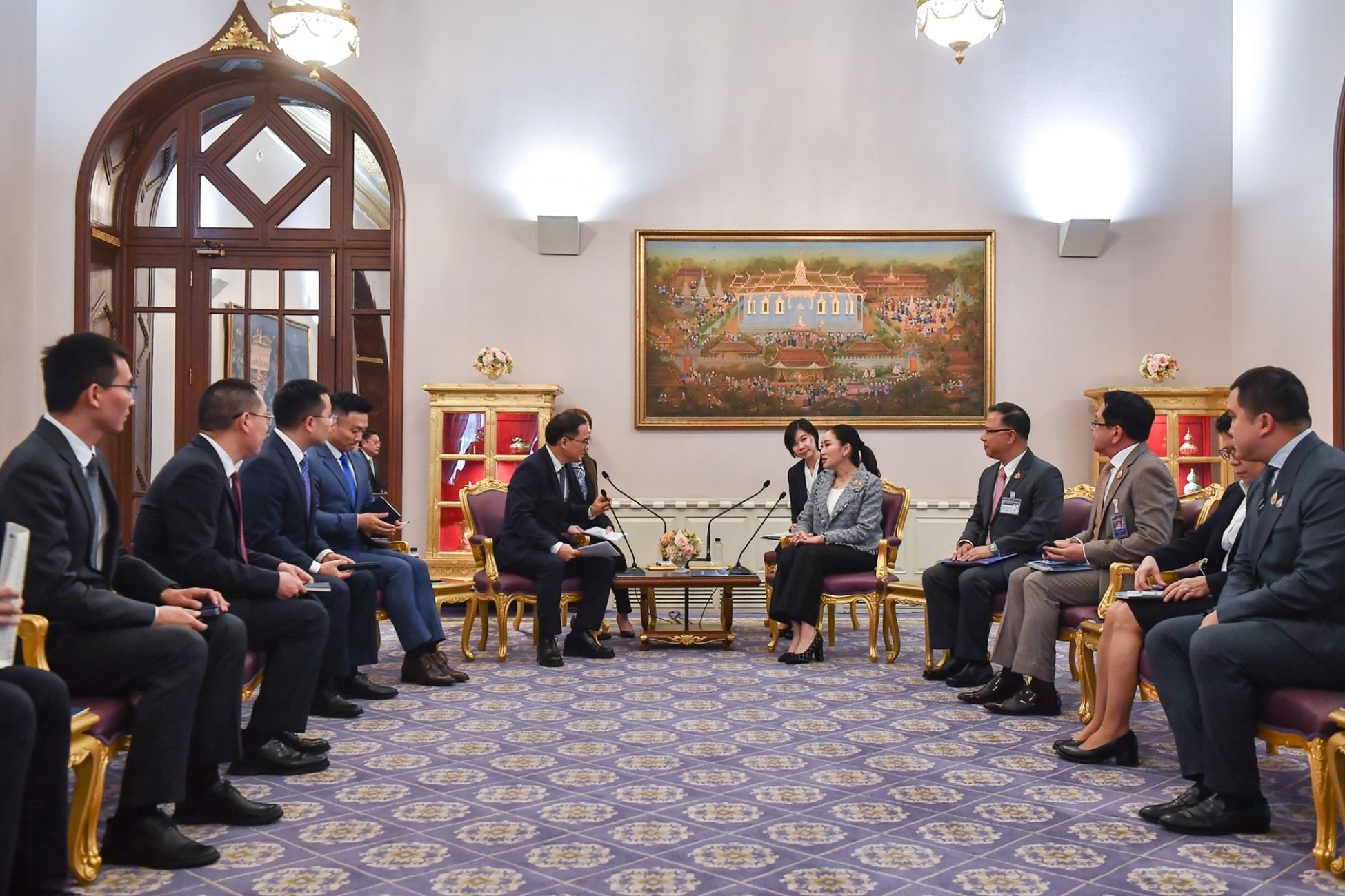 05 CHANG-AN Executives Meet Thai Prime Minister.jpg