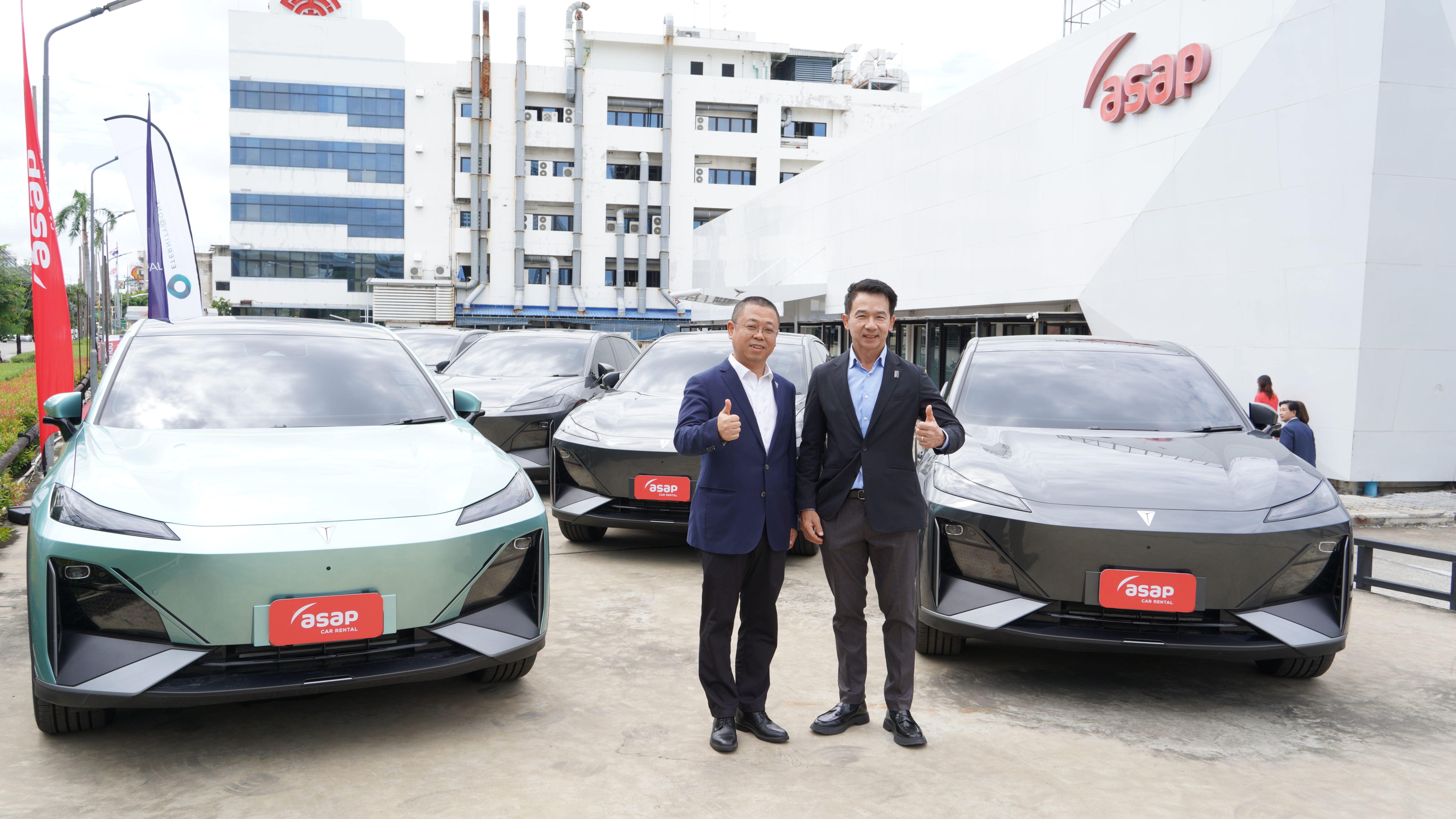ผู้บริหาร CHANGAN ส่งมอบกองทัพรถ และแสดงความขอบคุณ “asap Car Rental”  ที่ไว้วางใจเลือกแบรนด์ Deepal 